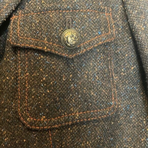 This blazer is so cute!  RoFa Moden tweed blazer. - Picture 4 of 10